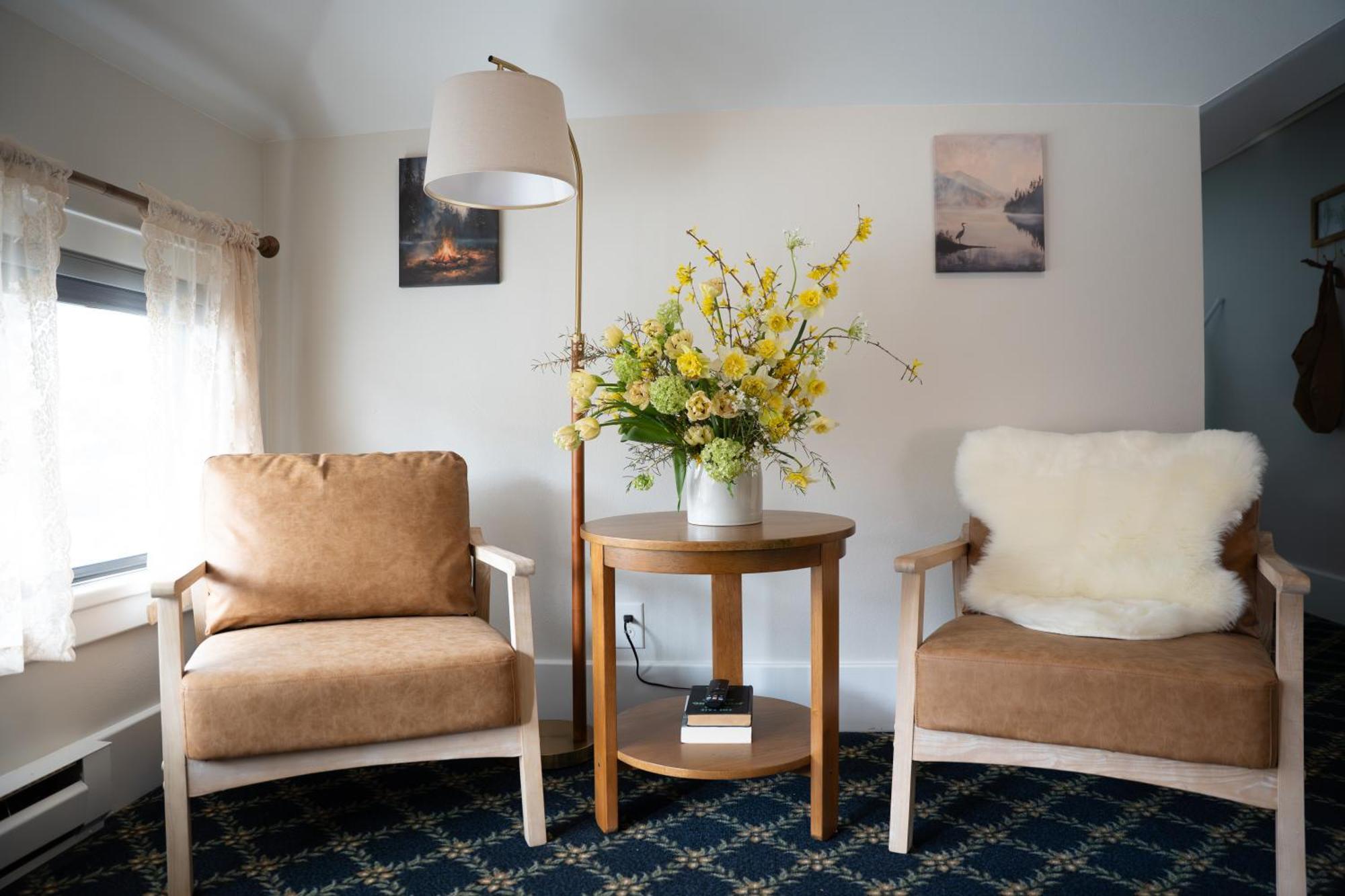 Goldsmith'S River Front Inn Missoula Room photo